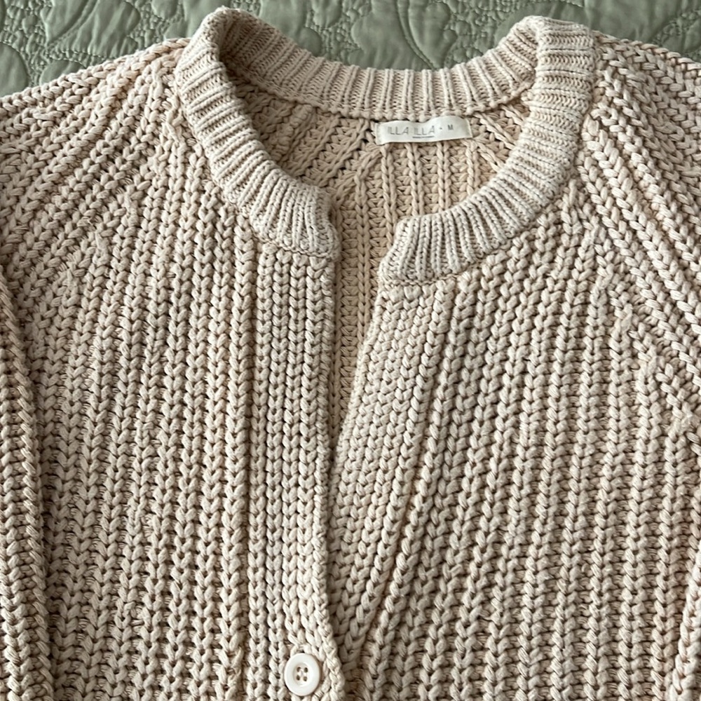 Sweater by ILLA ILLA in size medium - Picture 6 of 10